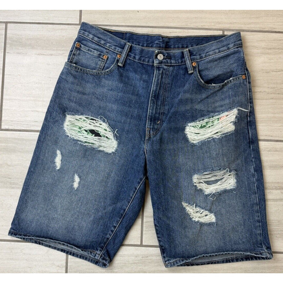 Levi's 569 Distressed Jean Shorts Men's Size 34 Loose Straight 100% Cotton Denim - Picture 1 of 9